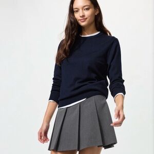 Banana Republic Women's Navy Sweater NWOT